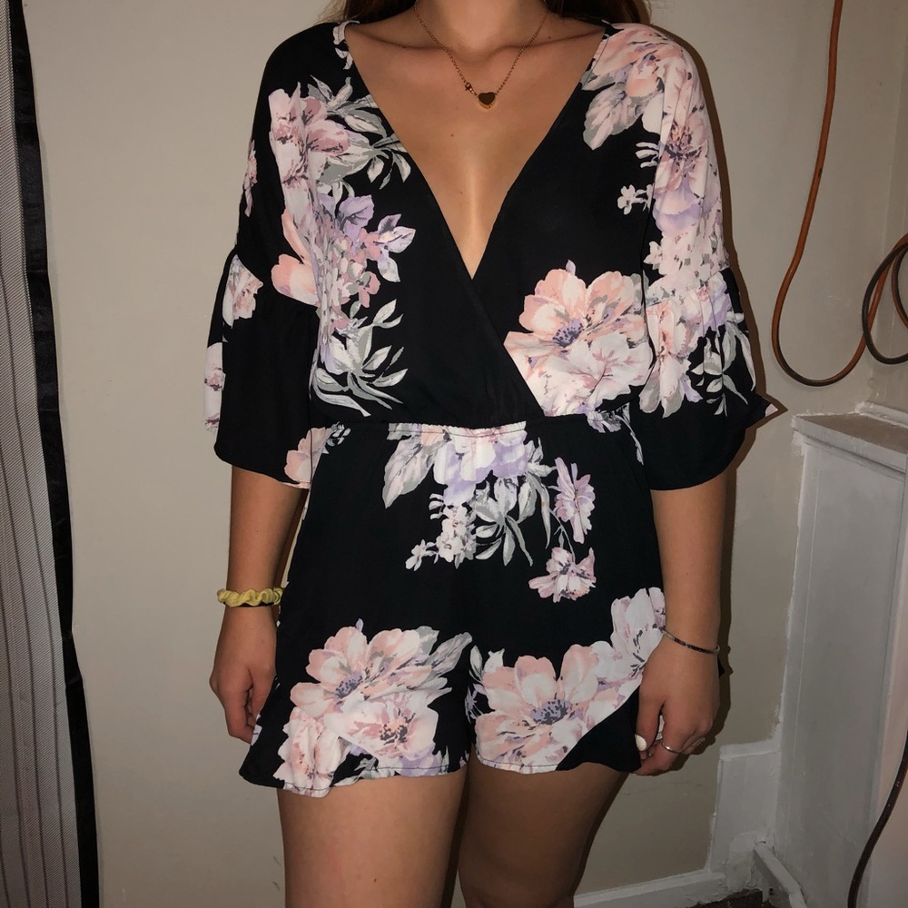 Flora long sleeved romper